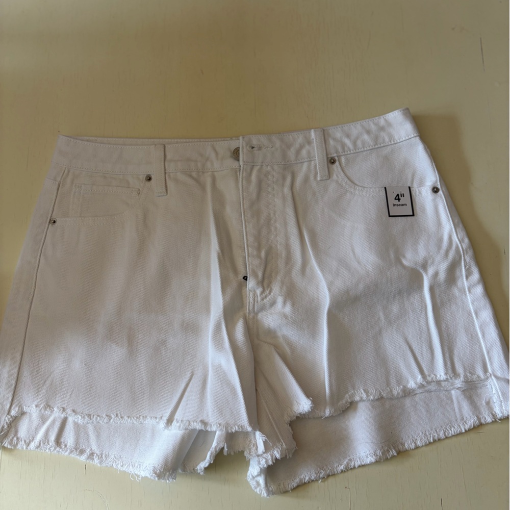 Women's Time and True White Frayed Hem Denim Shorts Size 12 NWT